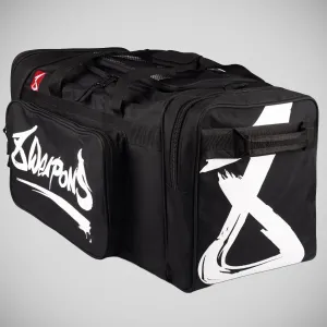 8 Weapons Sports Bag Black/White