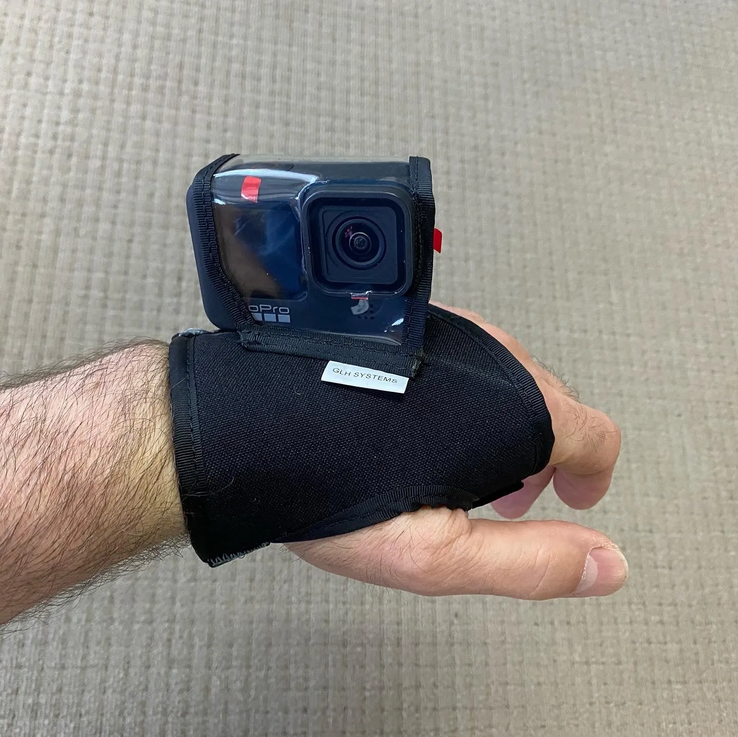 Autocutaway system handycam glove