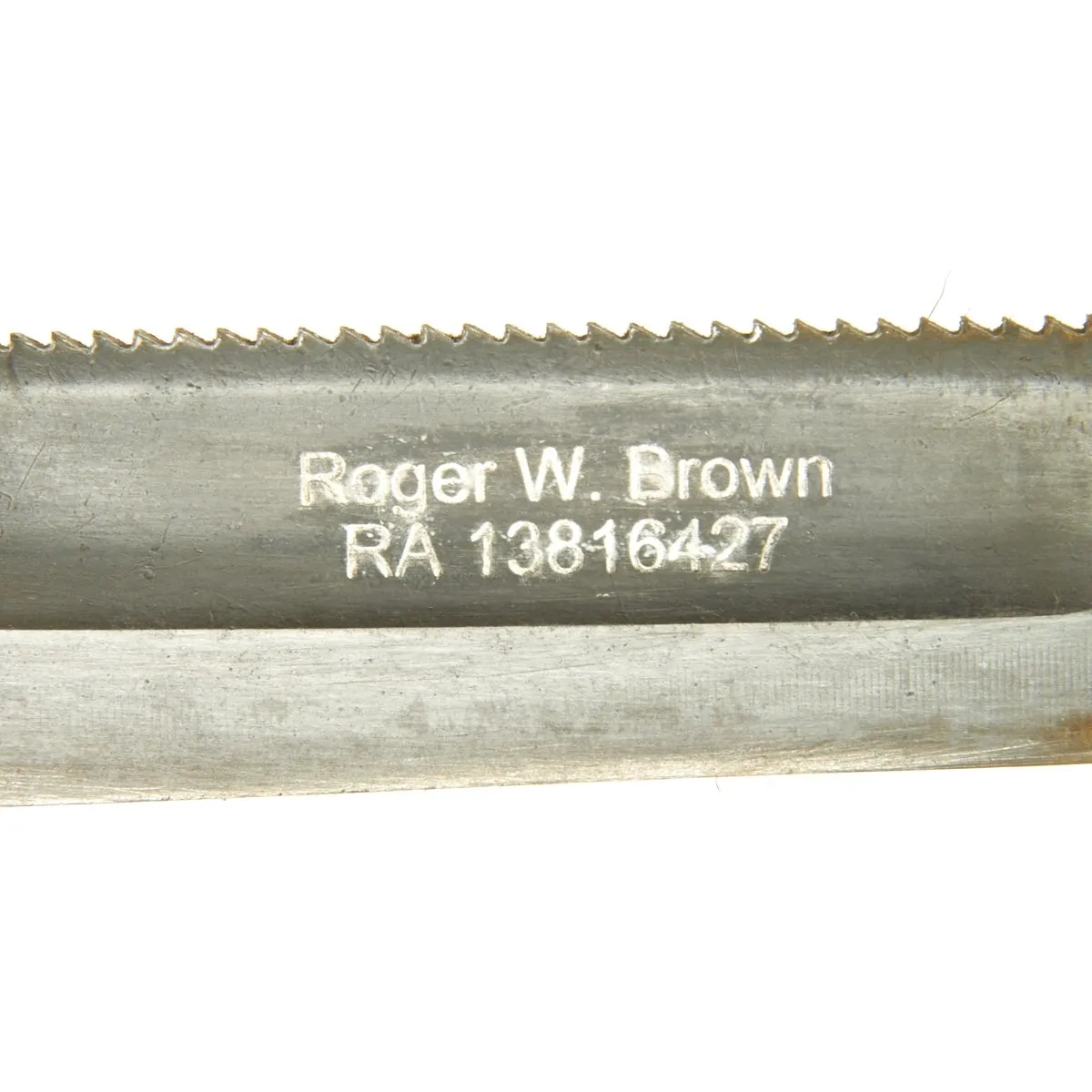 Original U.S. Vietnam War 1st Air Cavalry Helicopter Gunner Pilot Knife and Air Medal Grouping
