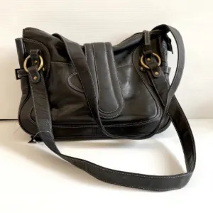 Purse - Black Leather magnet closure shoulder bag Purse - Black Leather magnet closure shoulder bag